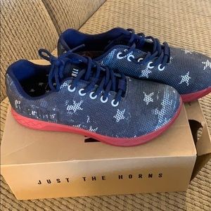 NO BULL VINTAGE FLAG TRAINERS